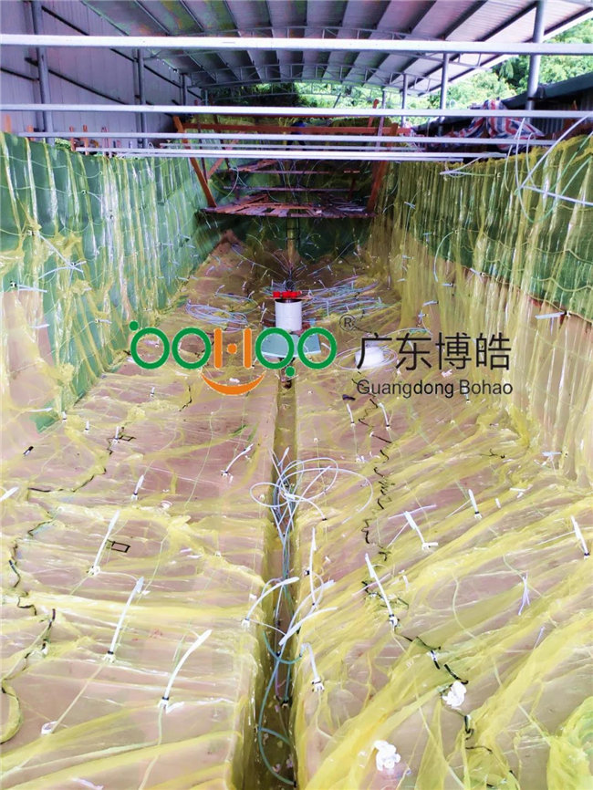 啟動真空設備，抽取體系中空氣，直至真空狀態
