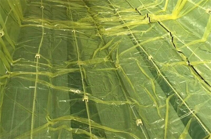 玻璃鋼漁船閉模成型工藝(真空導(dǎo)入)